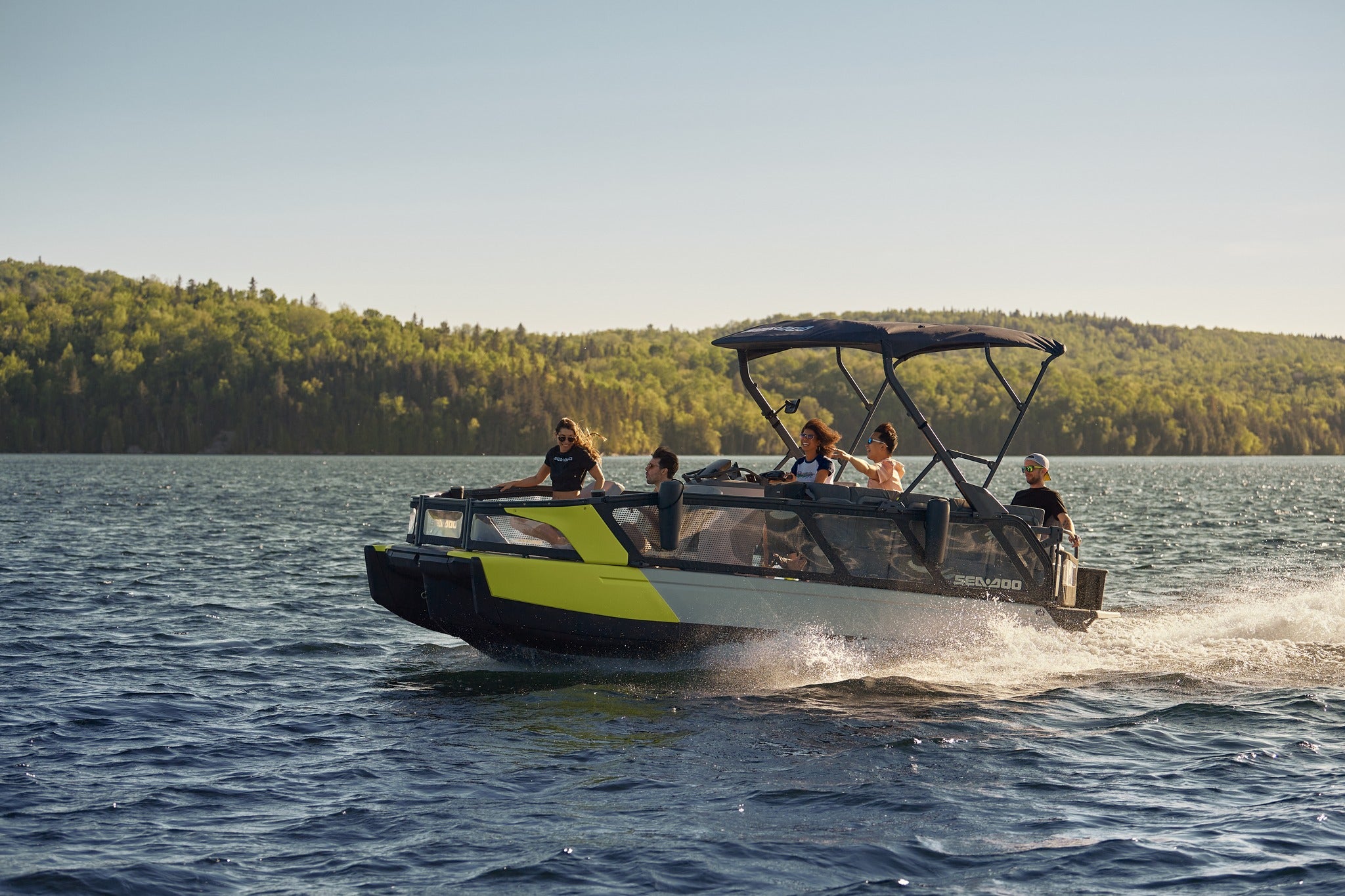 Elevate Your Sea-Doo Switch Pontoon with the LINQ Fender Kit: A Must-Have Accessory